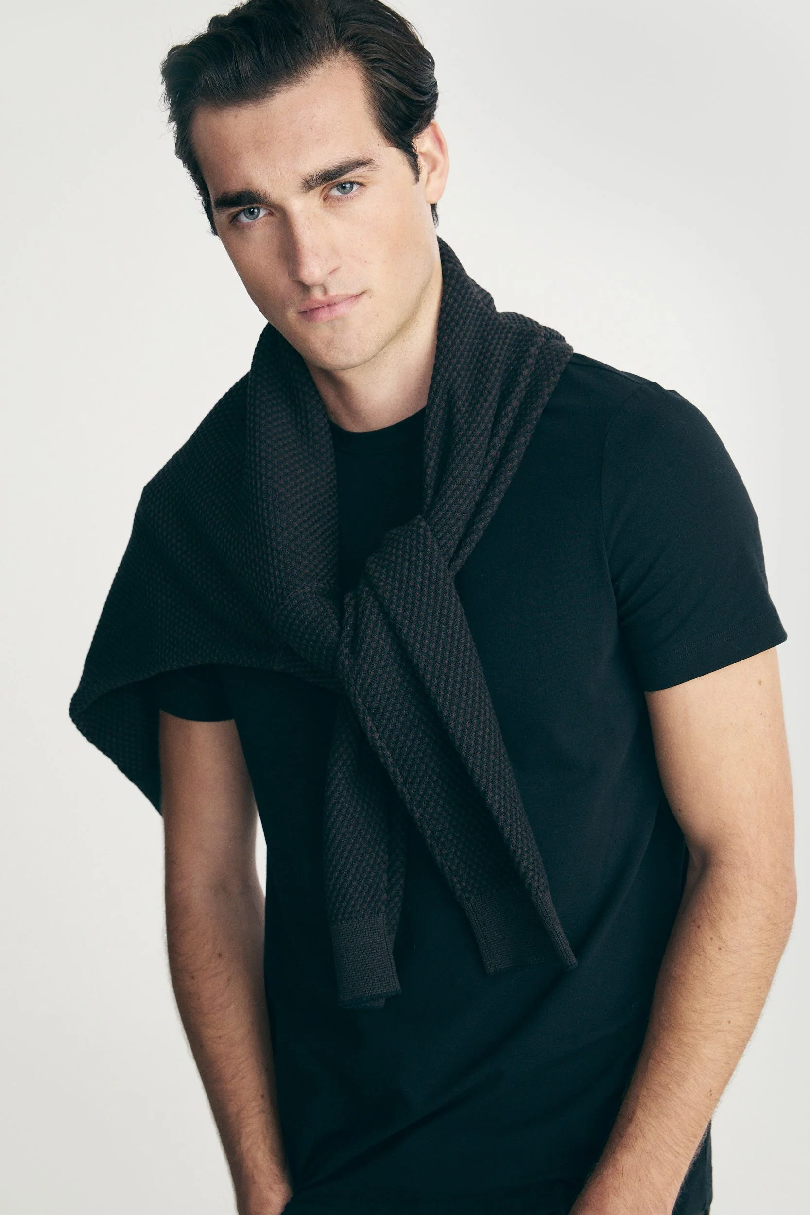 Basic crew neck T-shirt - Image 4