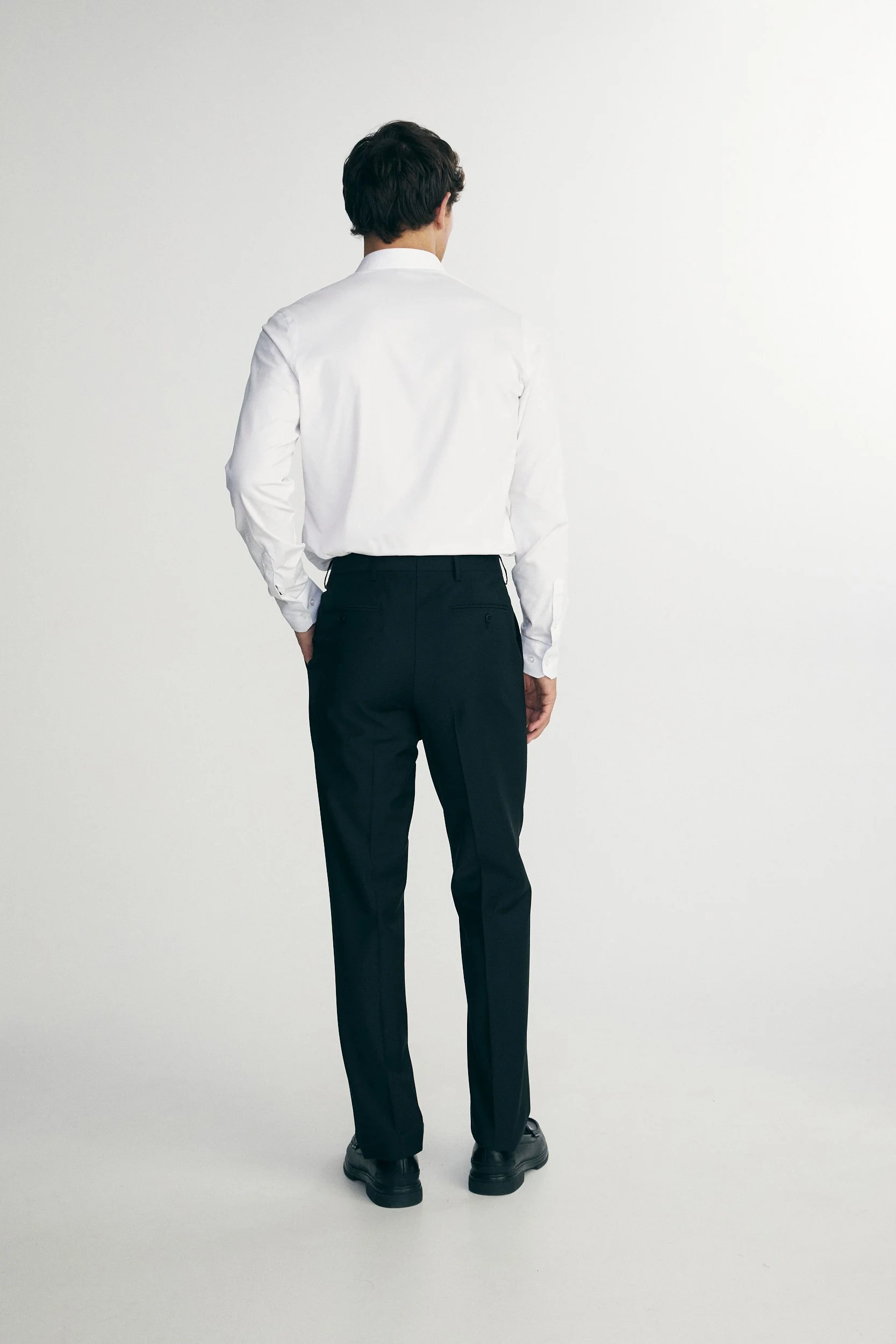 Solid color pleated pants - Image 3