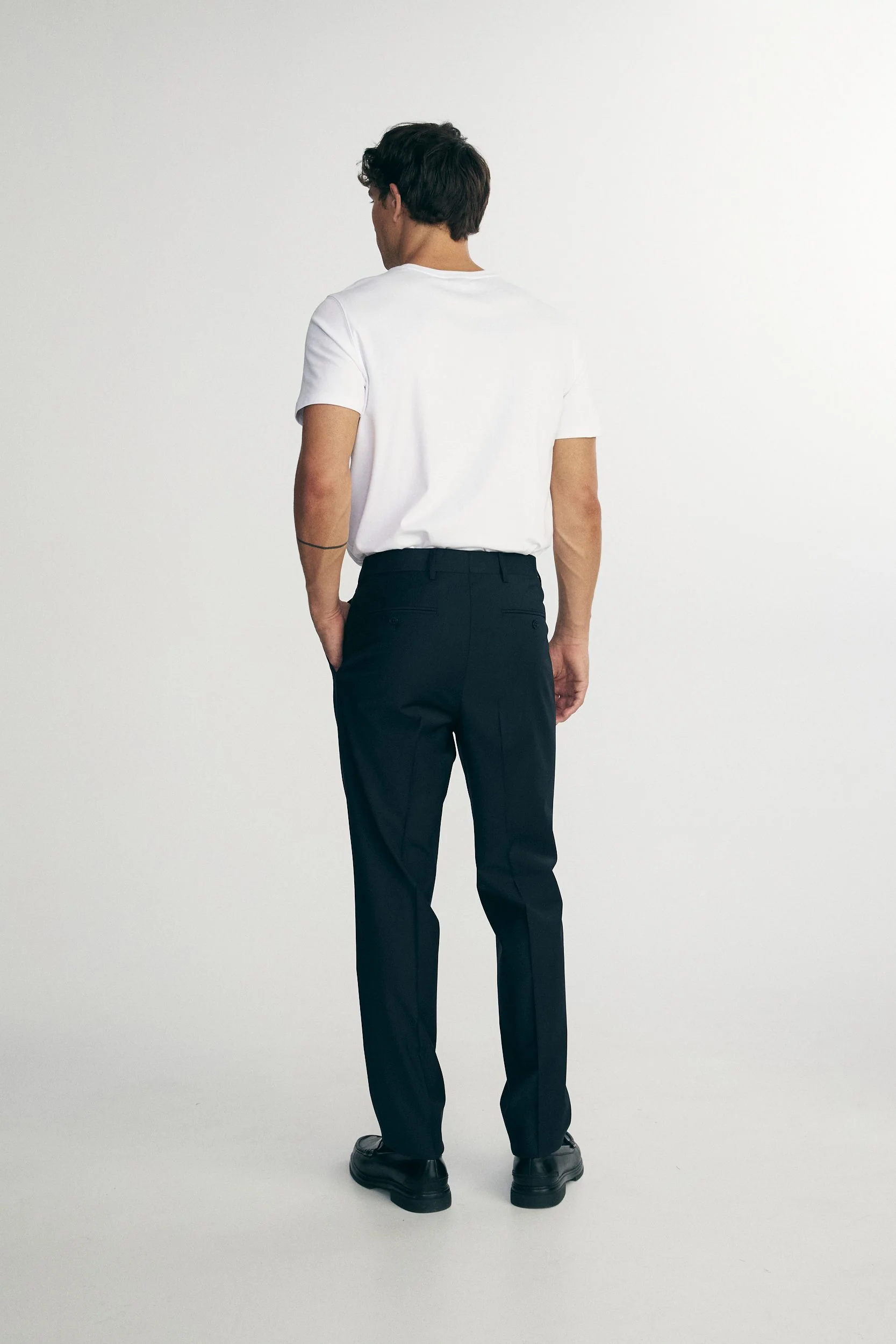 Solid color pleated pants - Image 5