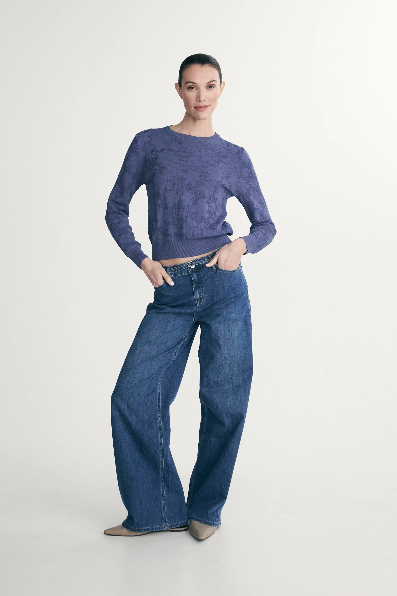 Flower sweater - Image 3