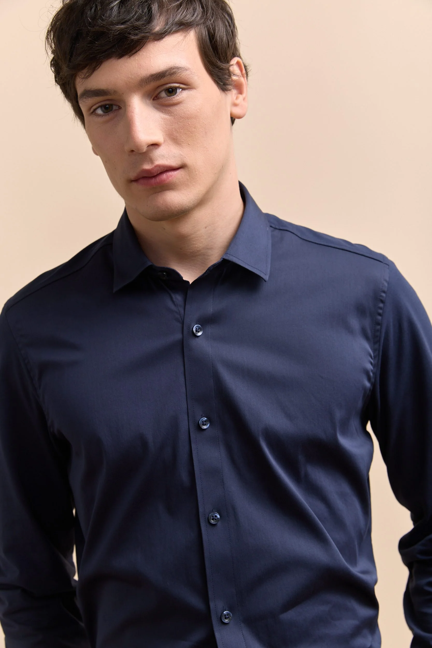 Jersey back & sleeve fitted shirt - Image 14