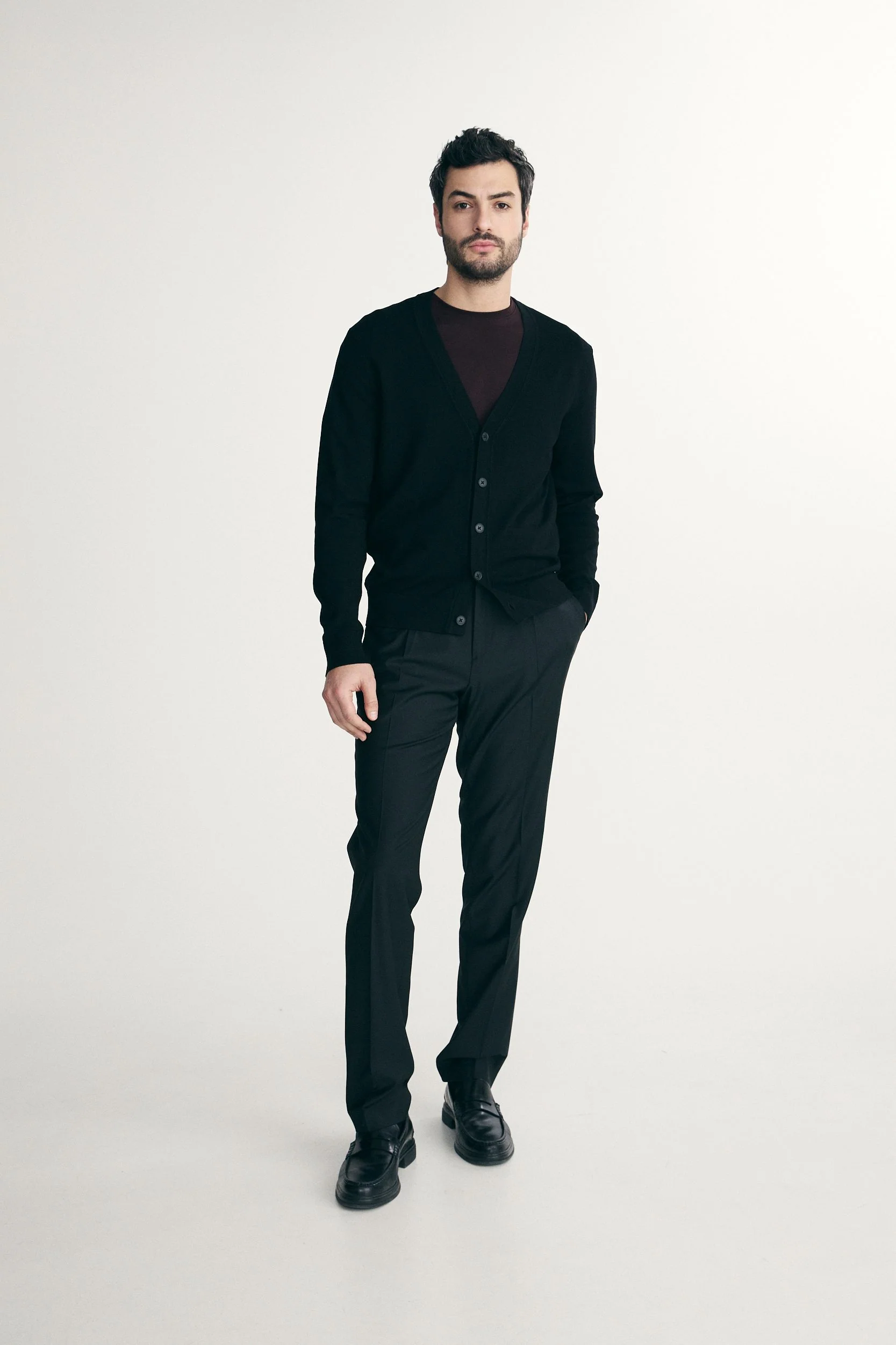 V-neck cardigan - Image 3